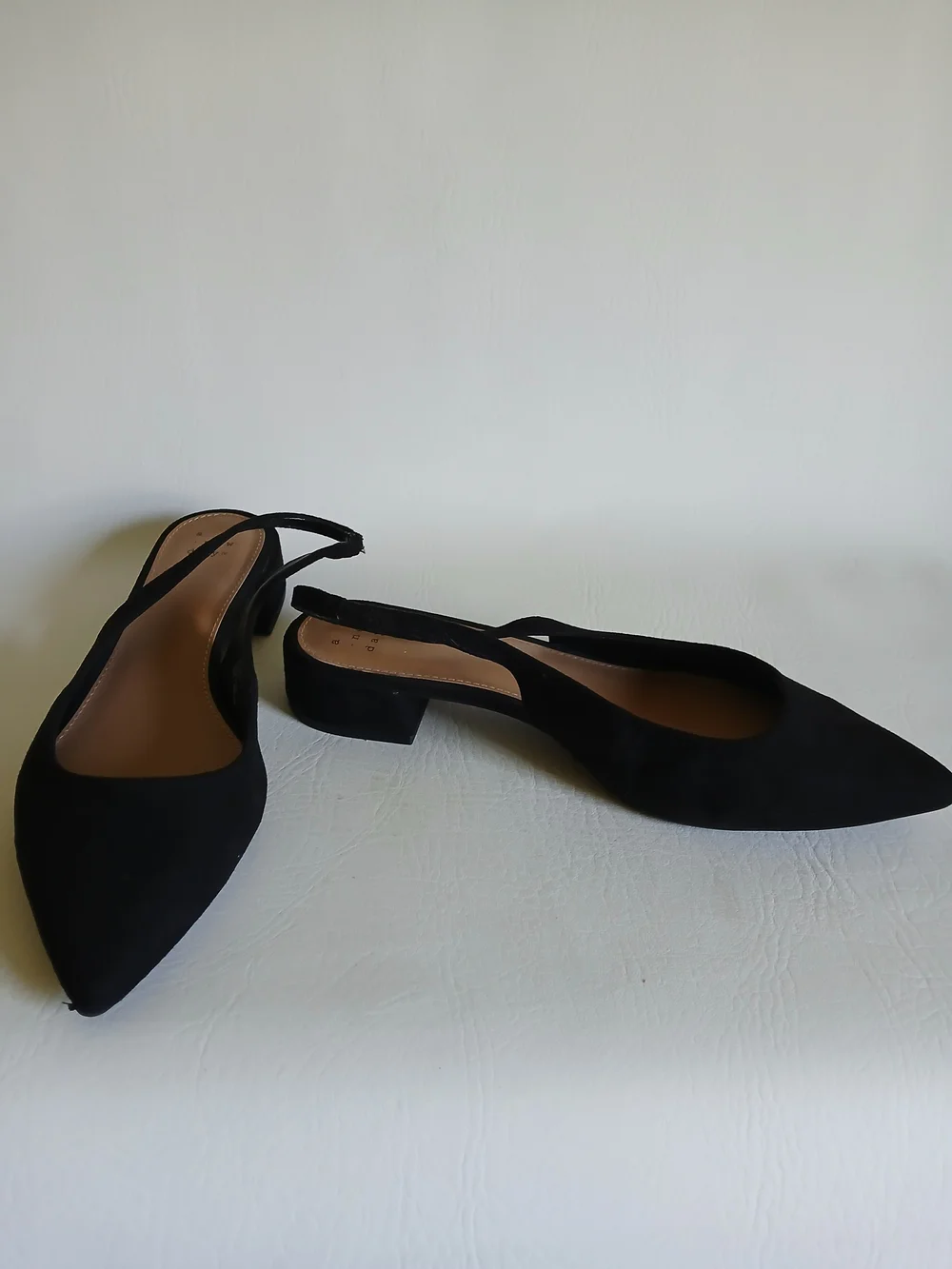 a new day Black Pointed Toe Faux Suede Slingback Flats Sz8.5M